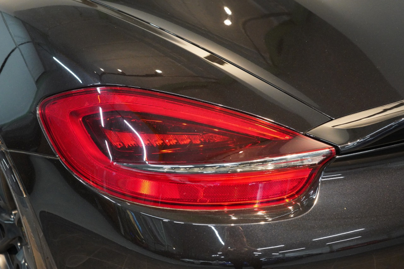 ポルシェ ボクスター Boxster(Type981) Spyder スパイダークラシックインテリア カーボンスポーツバケットシート  中古車