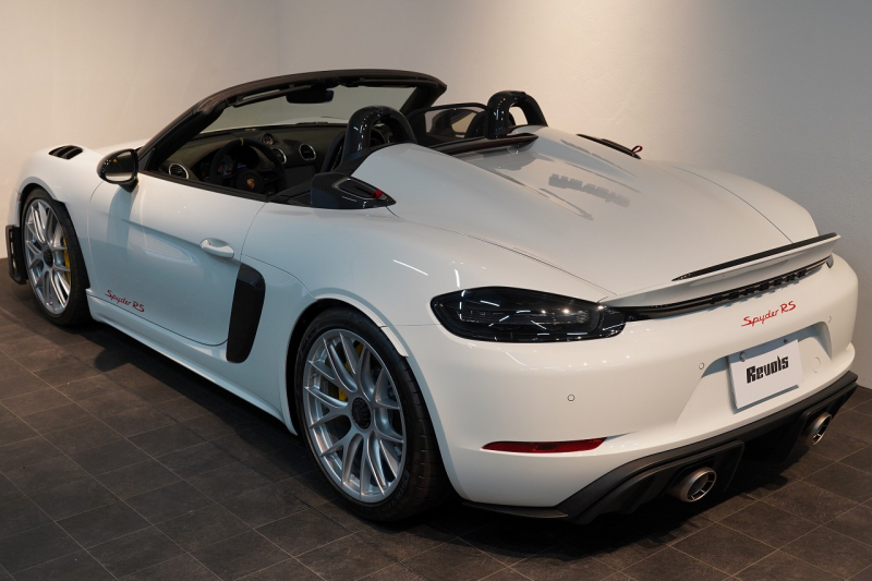 ポルシェ 718スパイダー RS PDK 登録済未使用車 OP652 ヴァイザッハPKG クロノPKG PCCB Fリフト ヴァイザッハインテリア 禁煙車 中古車 中古車