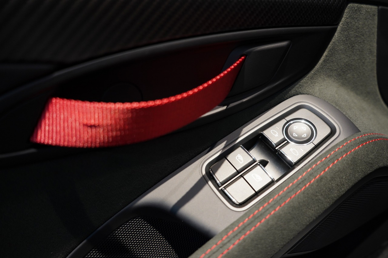 ポルシェ 718スパイダー RS PDK 登録済未使用車 OP652 ヴァイザッハPKG クロノPKG PCCB Fリフト ヴァイザッハインテリア 禁煙車 中古車 中古車