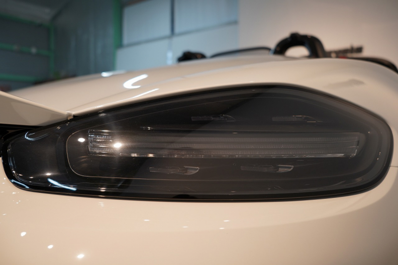 ポルシェ 718スパイダー RS PDK 登録済未使用車 OP652 ヴァイザッハPKG クロノPKG PCCB Fリフト ヴァイザッハインテリア 禁煙車 中古車 中古車