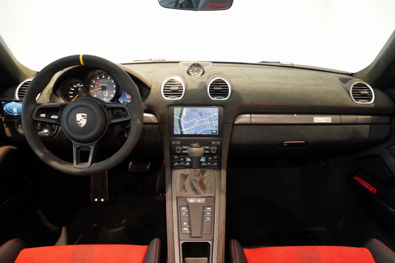 ポルシェ 718スパイダー RS PDK 登録済未使用車 OP652 ヴァイザッハPKG クロノPKG PCCB Fリフト ヴァイザッハインテリア 禁煙車 中古車 中古車