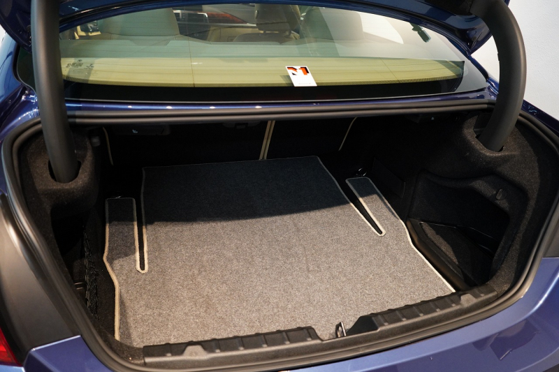 アルピナ B4 BiTurbo Coupe アルピナブルー ダッシュボードレザー 電動ガラスサンルーフ 禁煙車 中古車 中古車