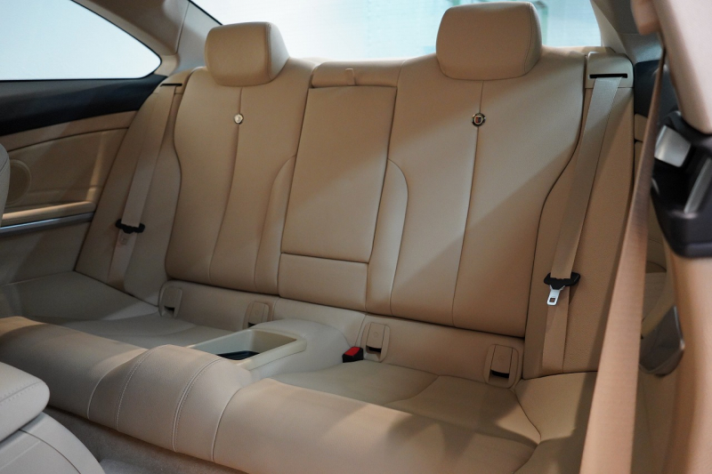 アルピナ B4 BiTurbo Coupe アルピナブルー ダッシュボードレザー 電動ガラスサンルーフ 禁煙車 中古車 中古車