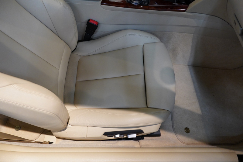 アルピナ B4 BiTurbo Coupe アルピナブルー ダッシュボードレザー 電動ガラスサンルーフ 禁煙車 中古車 中古車