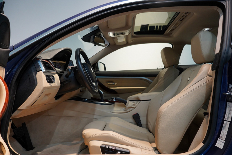 アルピナ B4 BiTurbo Coupe アルピナブルー ダッシュボードレザー 電動ガラスサンルーフ 禁煙車 中古車 中古車