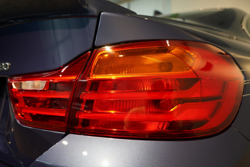 アルピナ B4 BiTurbo Coupe アルピナブルー ダッシュボードレザー 電動ガラスサンルーフ 禁煙車 中古車 中古車