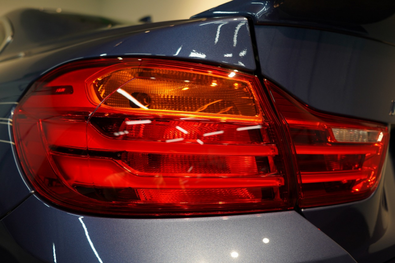 アルピナ B4 BiTurbo Coupe アルピナブルー ダッシュボードレザー 電動ガラスサンルーフ 禁煙車 中古車 中古車