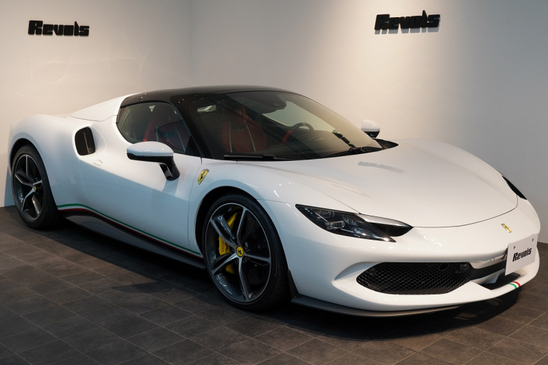 フェラーリ 296GTS 左H 正規ディーラー車 ワンオーナー 中古車 中古車