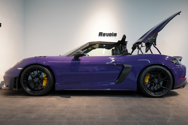 ポルシェ 718スパイダー RS PDK 1オーナー ウルトラヴァイオレット/PTSカラー ヴァイザッハPKG PCCB Fリフト クロノPKG 中古車 中古車