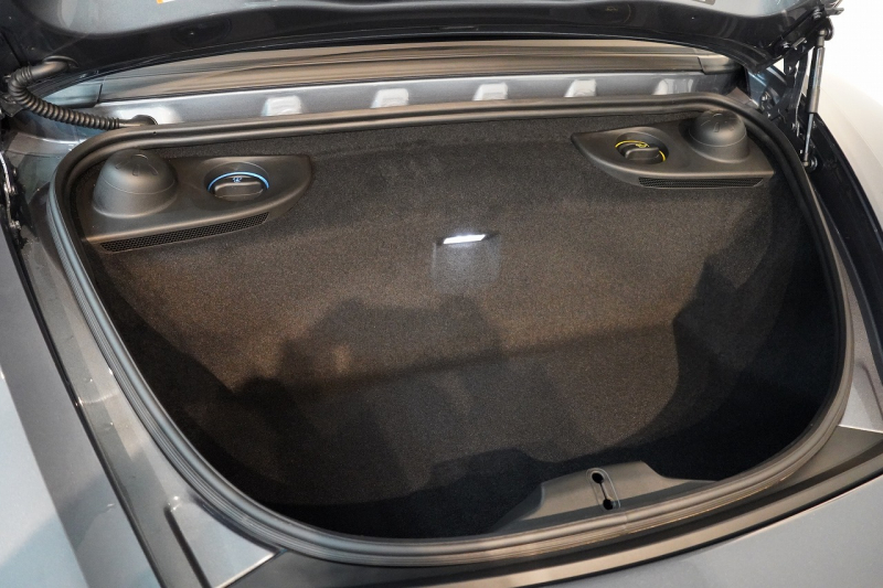 ポルシェ 718 ボクスター GTS 4.0 PDK OP246 登録済未使用車 GTSインテリアPKG 18wayスポーツシートプラス LEDヘッドライト BOSE ACC バナジウムグレー 中古車 中古車