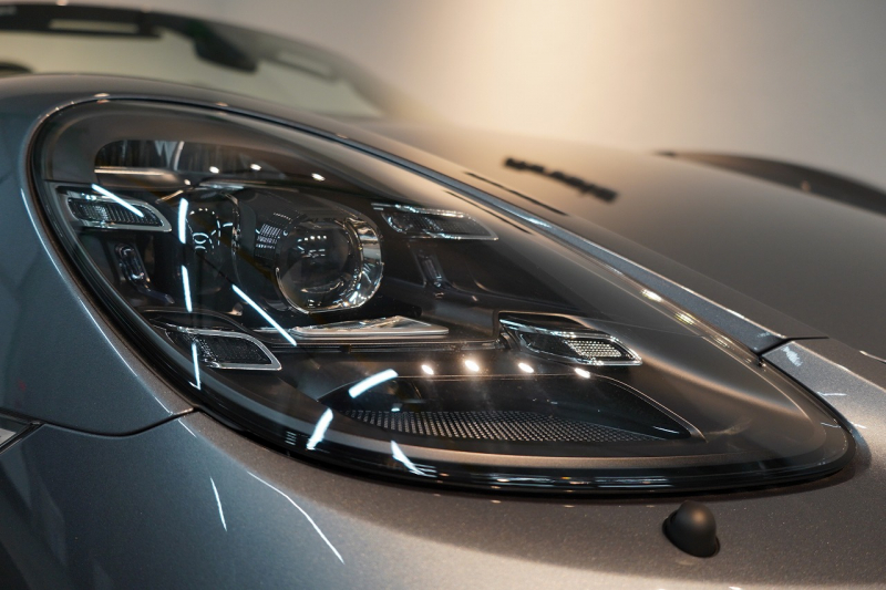 ポルシェ 718 ボクスター GTS 4.0 PDK OP246 登録済未使用車 GTSインテリアPKG 18wayスポーツシートプラス LEDヘッドライト BOSE ACC バナジウムグレー 中古車 中古車