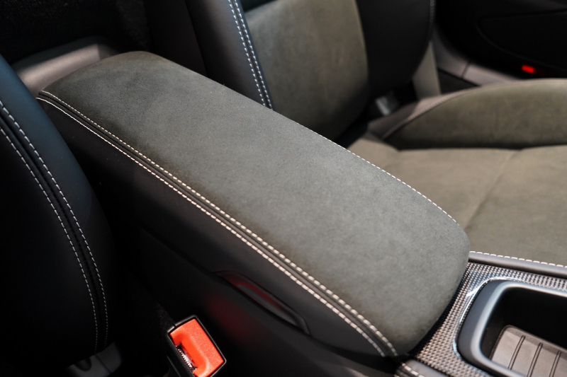 ポルシェ 718 ボクスター GTS 4.0 PDK OP246 登録済未使用車 GTSインテリアPKG 18wayスポーツシートプラス LEDヘッドライト BOSE ACC バナジウムグレー 中古車 中古車