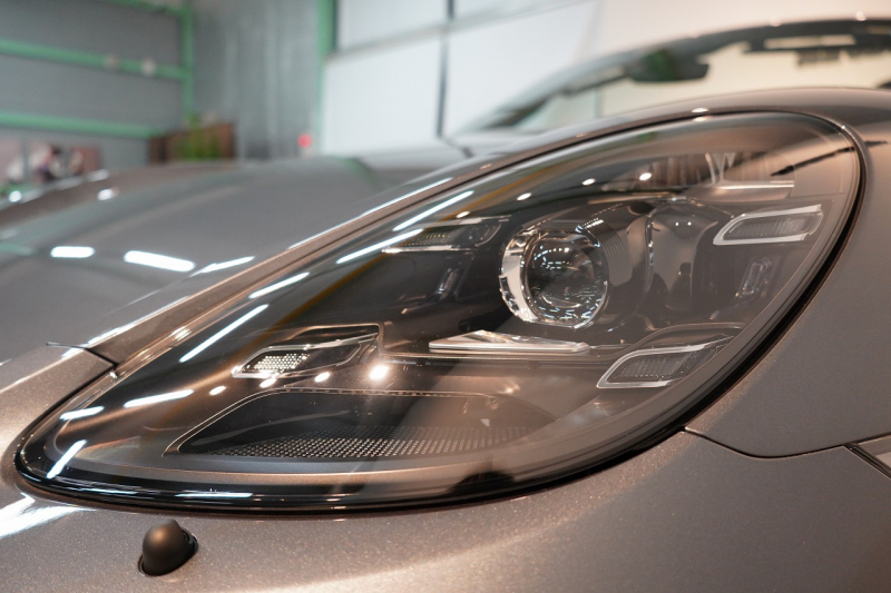 ポルシェ 718 ボクスター GTS 4.0 PDK OP246 登録済未使用車 GTSインテリアPKG 18wayスポーツシートプラス LEDヘッドライト BOSE ACC バナジウムグレー 中古車 中古車