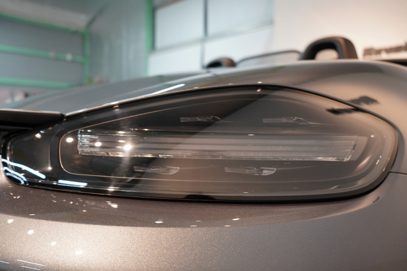 ポルシェ 718 ボクスター GTS 4.0 PDK OP246 登録済未使用車 GTSインテリアPKG 18wayスポーツシートプラス LEDヘッドライト BOSE ACC バナジウムグレー 中古車 中古車