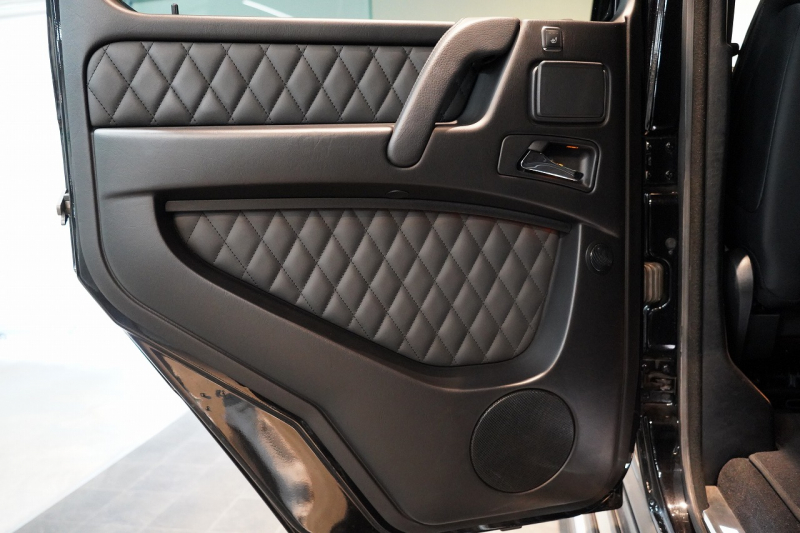 AMG Gクラス G63 designoエクスクルーシブインテリア サイドビューカメラ 禁煙車 中古車 中古車