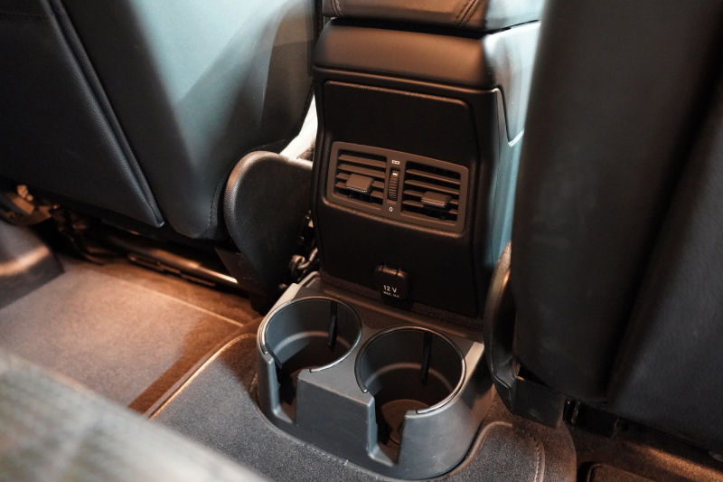 AMG Gクラス G63 designoエクスクルーシブインテリア サイドビューカメラ 禁煙車 中古車 中古車