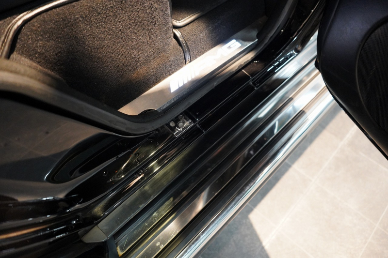 AMG Gクラス G63 designoエクスクルーシブインテリア サイドビューカメラ 禁煙車 中古車 中古車