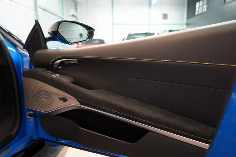 ロータス エミーラ V6 FIRST EDITION 6MT 1オーナー フルブラックパック 中古車 中古車