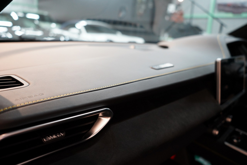 ロータス エミーラ V6 FIRST EDITION 6MT 1オーナー フルブラックパック 中古車 中古車