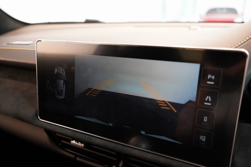 ロータス エミーラ V6 FIRST EDITION 6MT 1オーナー フルブラックパック 中古車 中古車