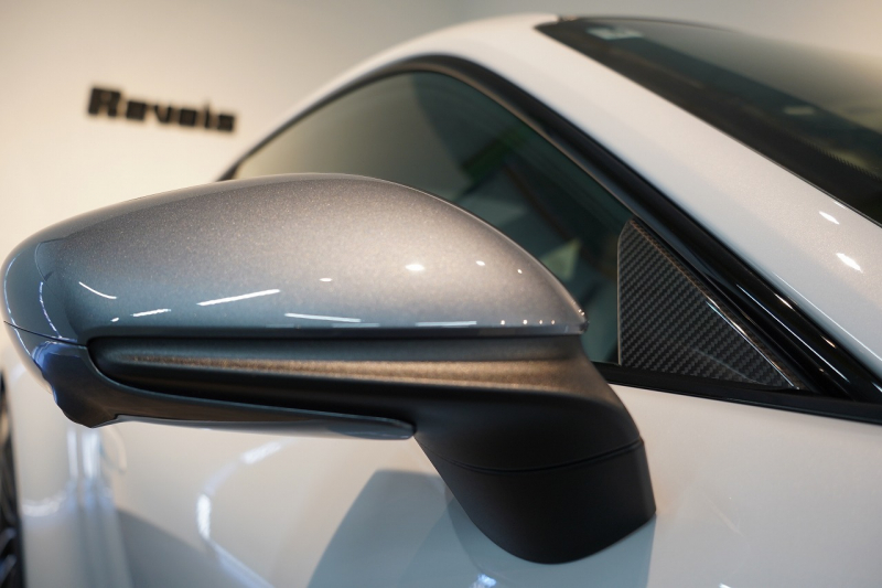 ポルシェ 911(Type992) Carrera T 6MT 後期モデル(992.2) 1オーナー OP500  エアロキット カーボンルーフ CarreraTインテリアPKG 18way電動シート Burmester 中古車 中古車