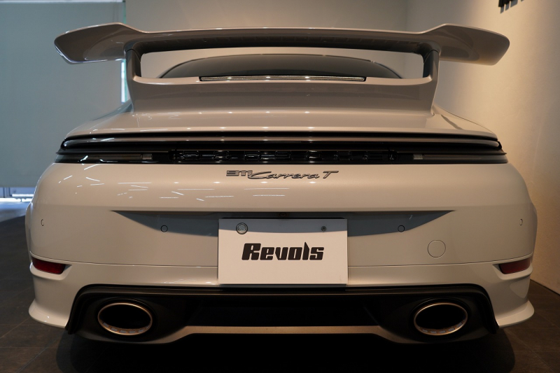 ポルシェ 911(Type992) Carrera T 6MT 後期モデル(992.2) 1オーナー OP500  エアロキット カーボンルーフ CarreraTインテリアPKG 18way電動シート Burmester 中古車 中古車