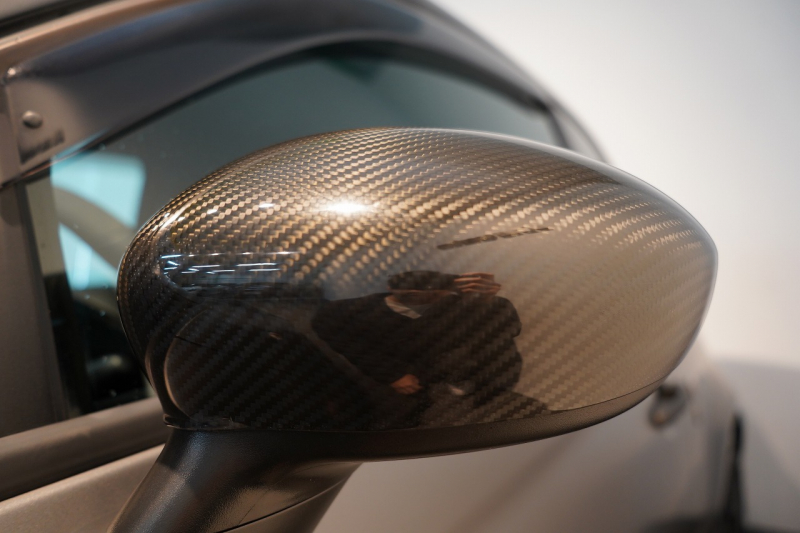 アバルト 595 モメント 5MT 左H 全国49台限定 ミシュラン25年製新品タイヤ交換済 専用マットグレー 中古車 中古車