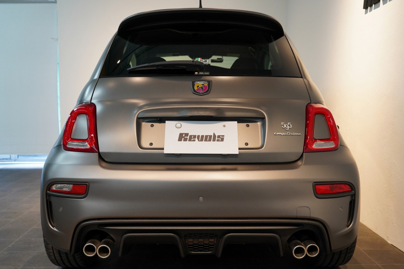 アバルト 595 モメント 5MT 左H 全国49台限定 ミシュラン25年製新品タイヤ交換済 専用マットグレー 中古車 中古車