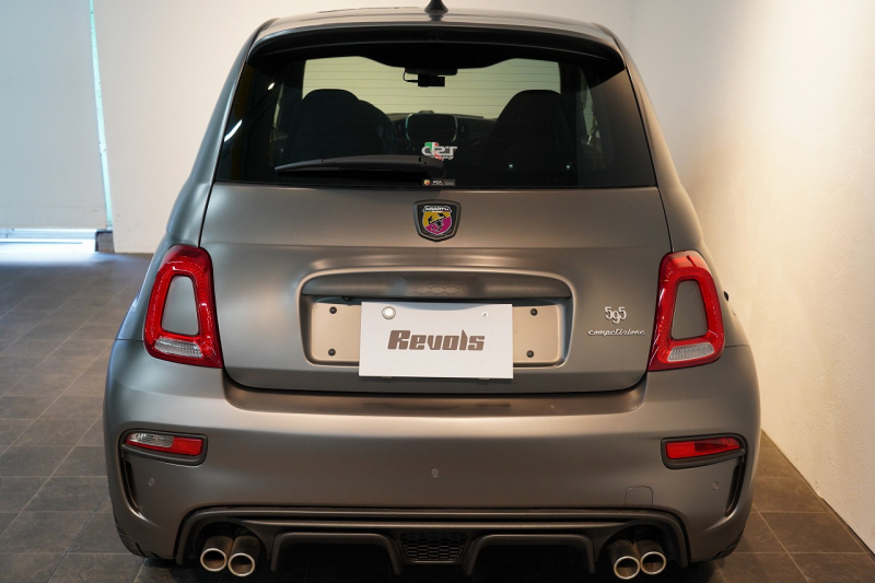 アバルト 595 モメント 5MT 左H 全国49台限定 ミシュラン25年製新品タイヤ交換済 専用マットグレー 中古車 中古車