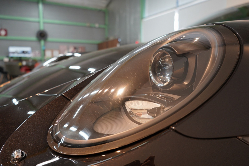 ポルシェ 911(Type991.1) Carrera S PDK 左H ペピータ柄シート スポクロ スポエグ スポーツステア ガラスSR オールレザー 中古車 中古車