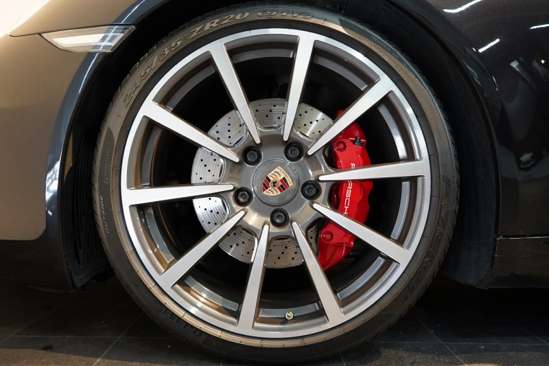 ポルシェ 911(Type991.1) Carrera S PDK 左H ペピータ柄シート スポクロ スポエグ スポーツステア ガラスSR オールレザー 中古車 中古車