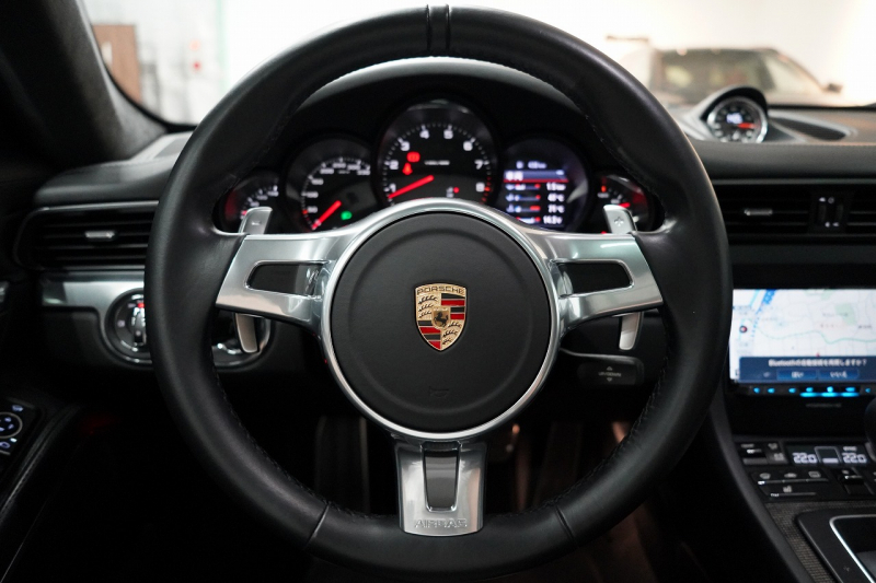 ポルシェ 911(Type991.1) Carrera S PDK 左H ペピータ柄シート スポクロ スポエグ スポーツステア ガラスSR オールレザー 中古車 中古車