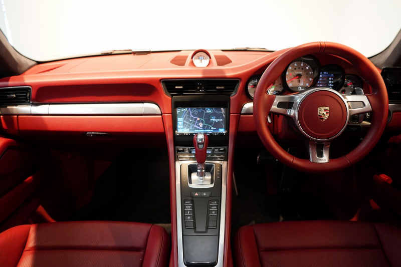 ポルシェ 911(Type991.1) Carrera S PDK PC入庫22回 スポクロ スポエグ スポーツステア ナチュラルレザーインテリア 4wayスポーツシートプラス PASMスポーツシャシー 中古車 中古車