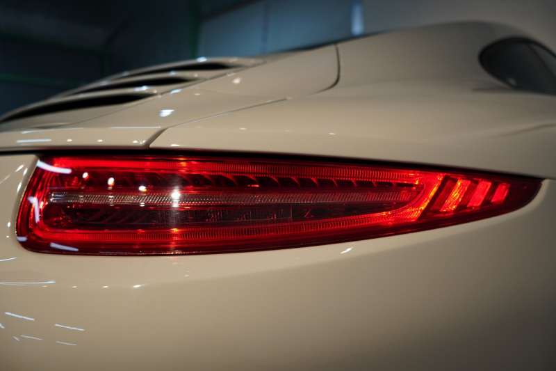 ポルシェ 911(Type991.1) Carrera S PDK PC入庫22回 スポクロ スポエグ スポーツステア ナチュラルレザーインテリア 4wayスポーツシートプラス PASMスポーツシャシー 中古車 中古車