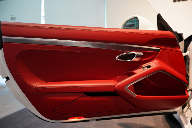 ポルシェ 911(Type991.1) Carrera S PDK PC入庫22回 スポクロ スポエグ スポーツステア ナチュラルレザーインテリア 4wayスポーツシートプラス PASMスポーツシャシー 中古車 中古車