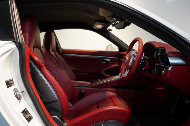 ポルシェ 911(Type991.1) Carrera S PDK PC入庫22回 スポクロ スポエグ スポーツステア ナチュラルレザーインテリア 4wayスポーツシートプラス PASMスポーツシャシー 中古車 中古車