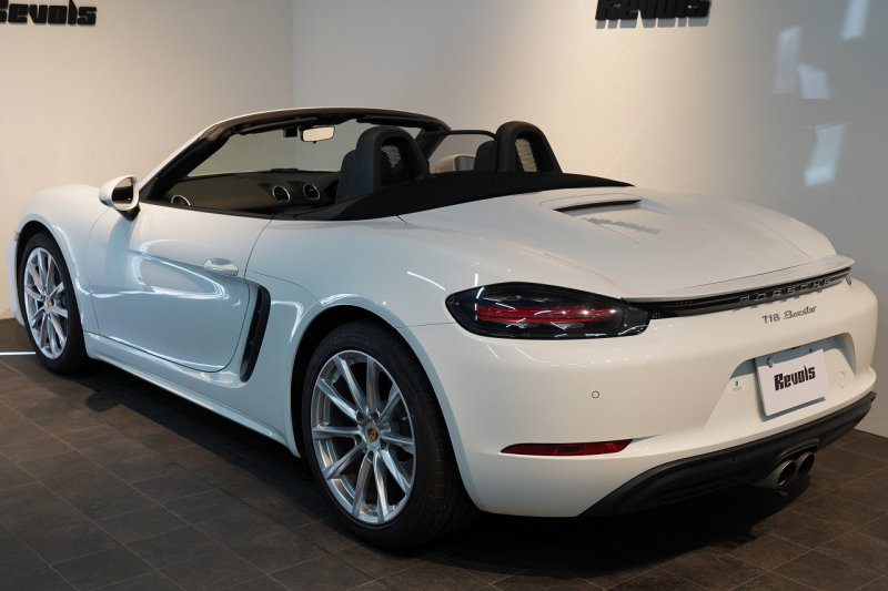 ポルシェ 718 ボクスター 2.0 6MT 19インチBoxsterSホイール スポーツエグゾースト スポーツテールパイプ 電格ミラー 中古車 中古車