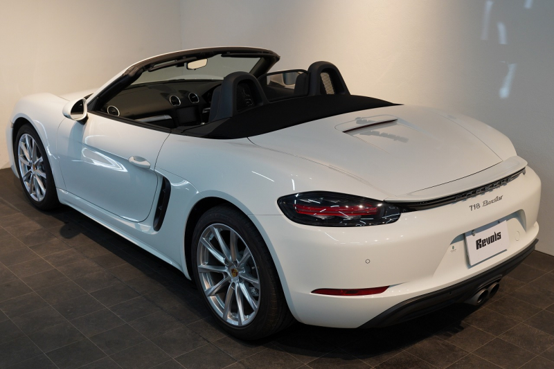 ポルシェ 718 ボクスター 2.0 6MT 19インチBoxsterSホイール スポーツエグゾースト スポーツテールパイプ 電格ミラー 中古車 中古車