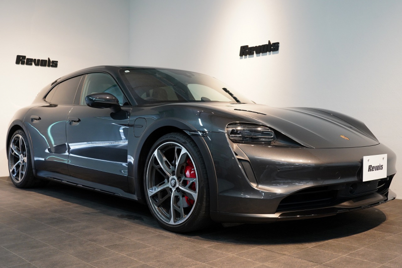 ポルシェ タイカン クロスツーリスモ 4S 1オーナー OP334 スポクロ ツートーンスムースレザー リアアクスルステア パワステプラス パノラマルーフ バルカノグレー 中古車