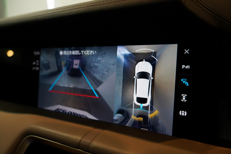 ポルシェ タイカン クロスツーリスモ 4S 1オーナー OP334 スポクロ ツートーンスムースレザー リアアクスルステア パワステプラス パノラマルーフ バルカノグレー 中古車 中古車