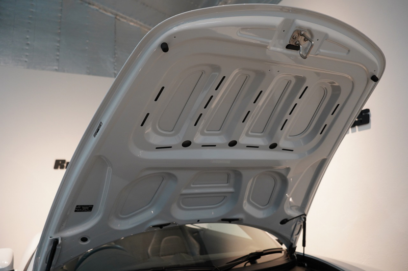 ポルシェ 718 ボクスター GTS 2.5 PDK 延長保証付 キャララホワイトメタリック PDLSティンテッドヘッドライト ロールオーバーバー同色塗装 中古車 中古車