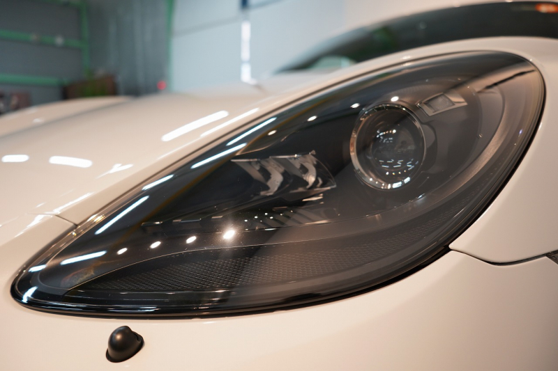 ポルシェ 718 ボクスター GTS 2.5 PDK 延長保証付 キャララホワイトメタリック PDLSティンテッドヘッドライト ロールオーバーバー同色塗装 中古車 中古車