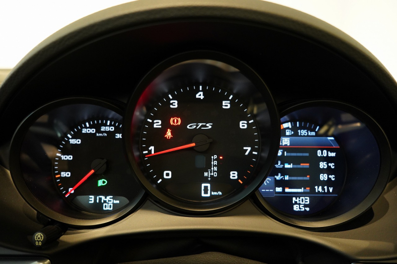 ポルシェ 718 ボクスター GTS 2.5 PDK 延長保証付 キャララホワイトメタリック PDLSティンテッドヘッドライト ロールオーバーバー同色塗装 中古車 中古車