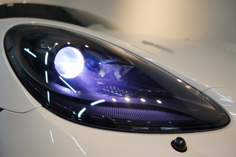 ポルシェ 718 ボクスター GTS 2.5 PDK 延長保証付 キャララホワイトメタリック PDLSティンテッドヘッドライト ロールオーバーバー同色塗装 中古車 中古車