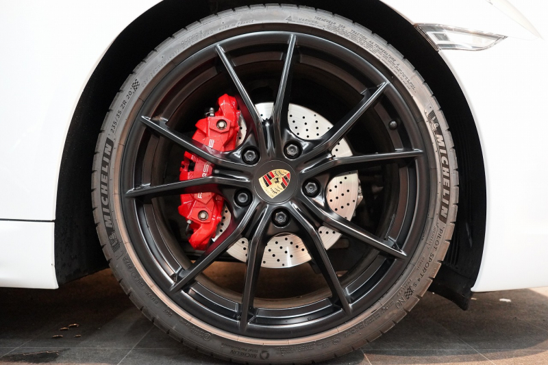 ポルシェ 718 ボクスター GTS 2.5 PDK 延長保証付 キャララホワイトメタリック PDLSティンテッドヘッドライト ロールオーバーバー同色塗装 中古車 中古車