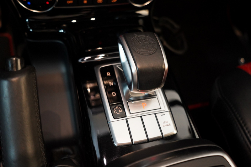 AMG Gクラス G63 左H designoエクスクルーシブインテリアPKG designoミスティックペイント 純正アンダーガード 中古車 中古車
