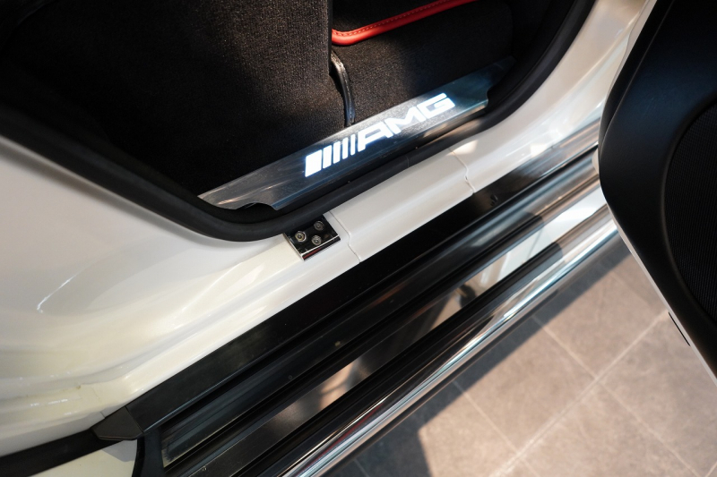 AMG Gクラス G63 左H designoエクスクルーシブインテリアPKG designoミスティックペイント 純正アンダーガード 中古車 中古車