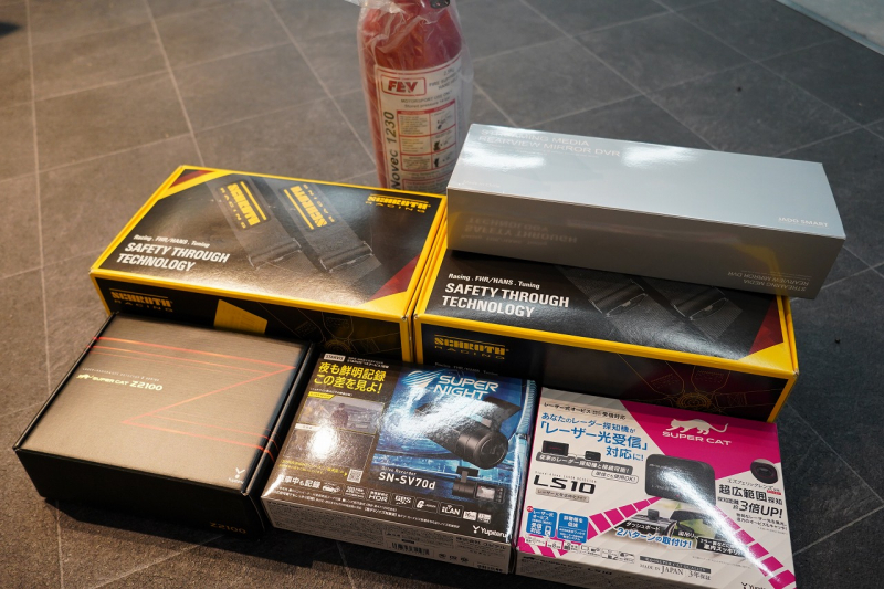 ポルシェ 911(Type991.2) GT2RS Weissach Package Fリフティング クラブスポーツ GTシルバー  中古車