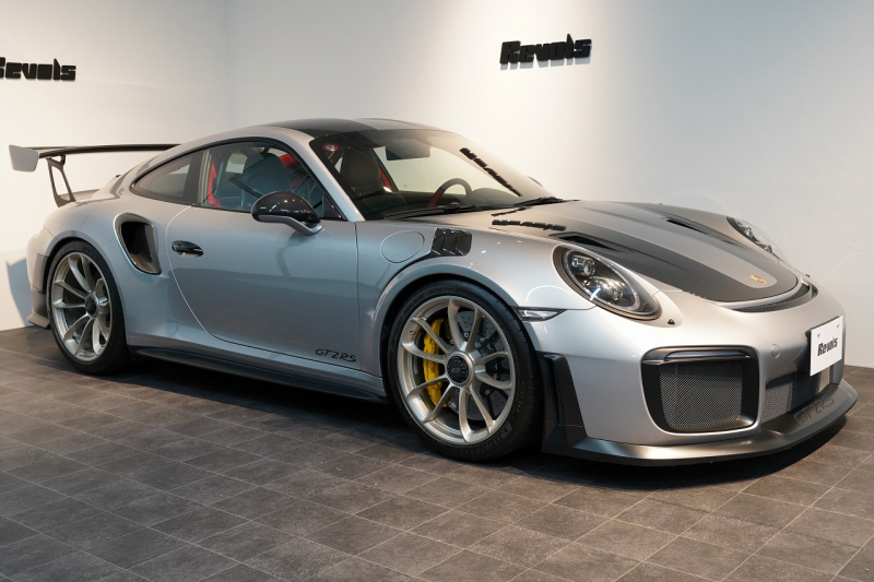 ポルシェ 911(Type991.2) GT2RS Weissach Package Fリフティング クラブスポーツ GTシルバー 中古車