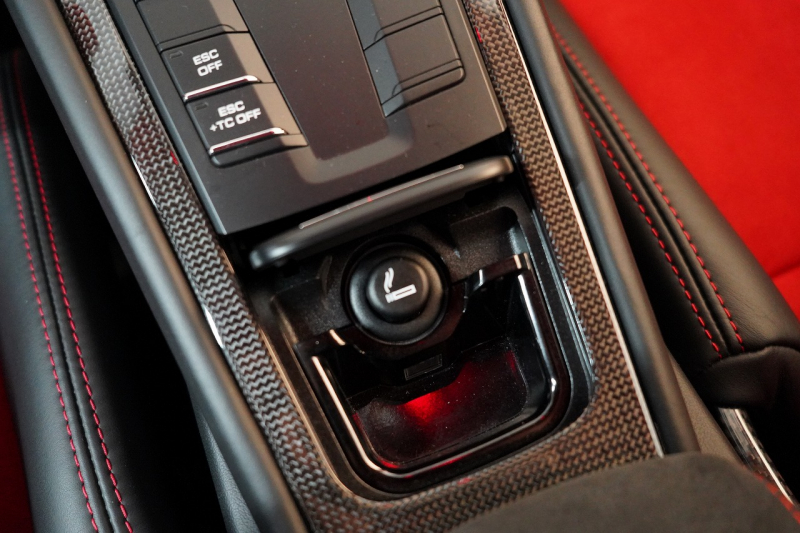 ポルシェ 911(Type991.2) GT2RS Weissach Package Fリフティング クラブスポーツ GTシルバー  中古車